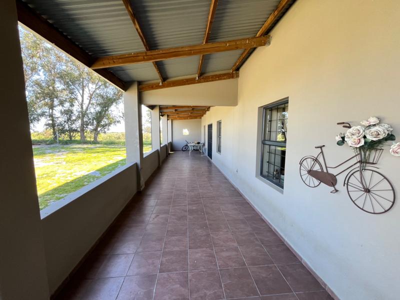 5 Bedroom Property for Sale in Dwarskersbos Western Cape